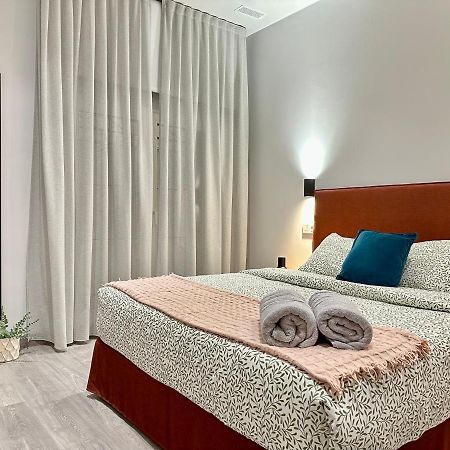 Suites 18 - Hostatel Гранада Экстерьер фото