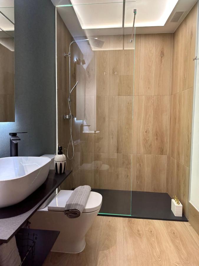 Suites 18 - Hostatel Гранада Экстерьер фото