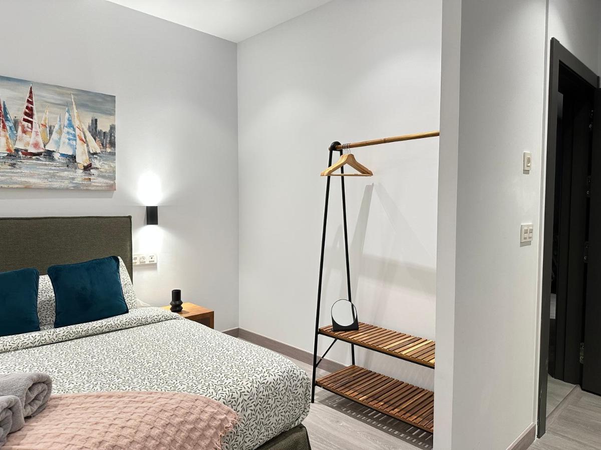 Suites 18 - Hostatel Гранада Экстерьер фото