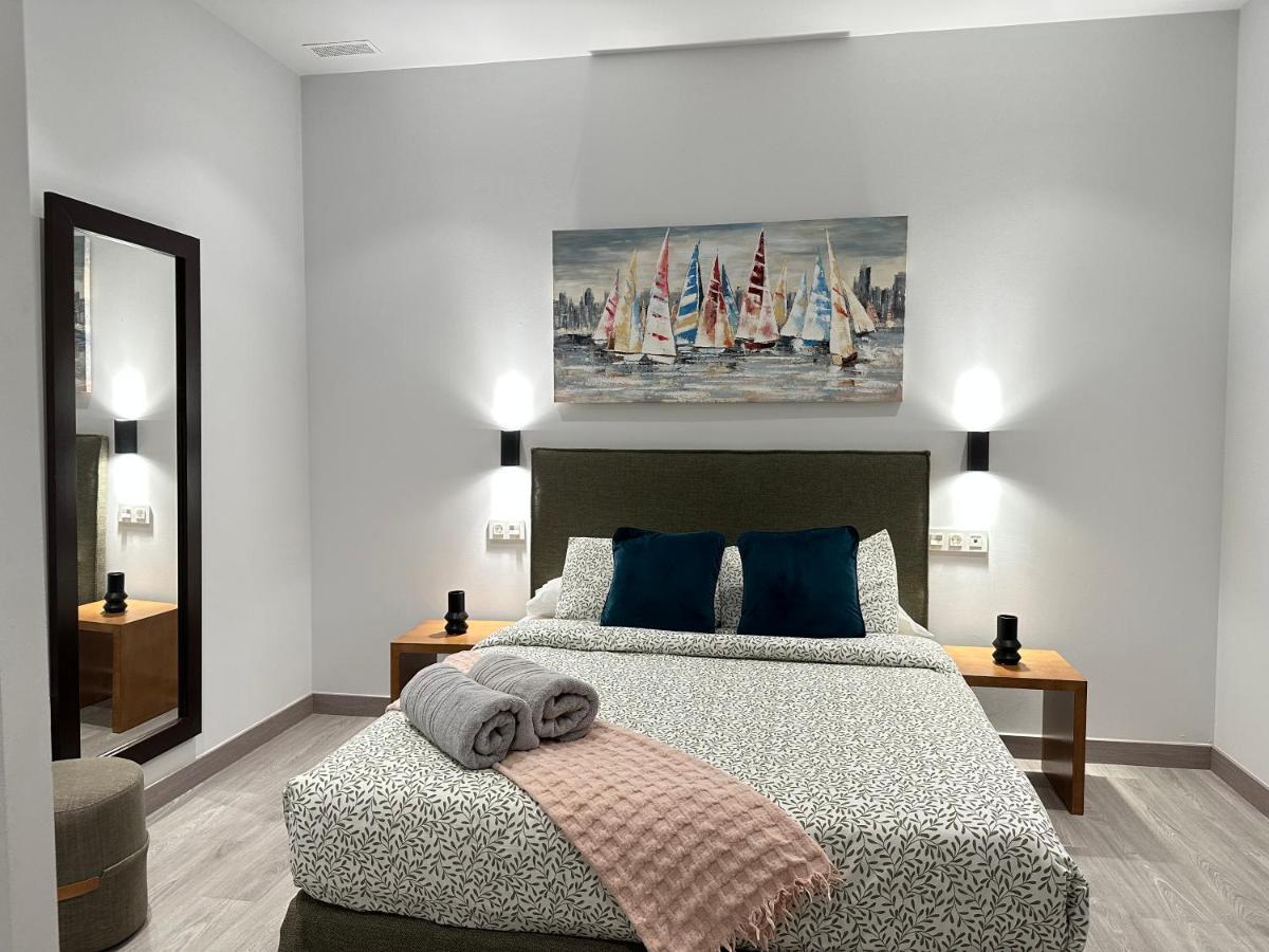 Suites 18 - Hostatel Гранада Экстерьер фото