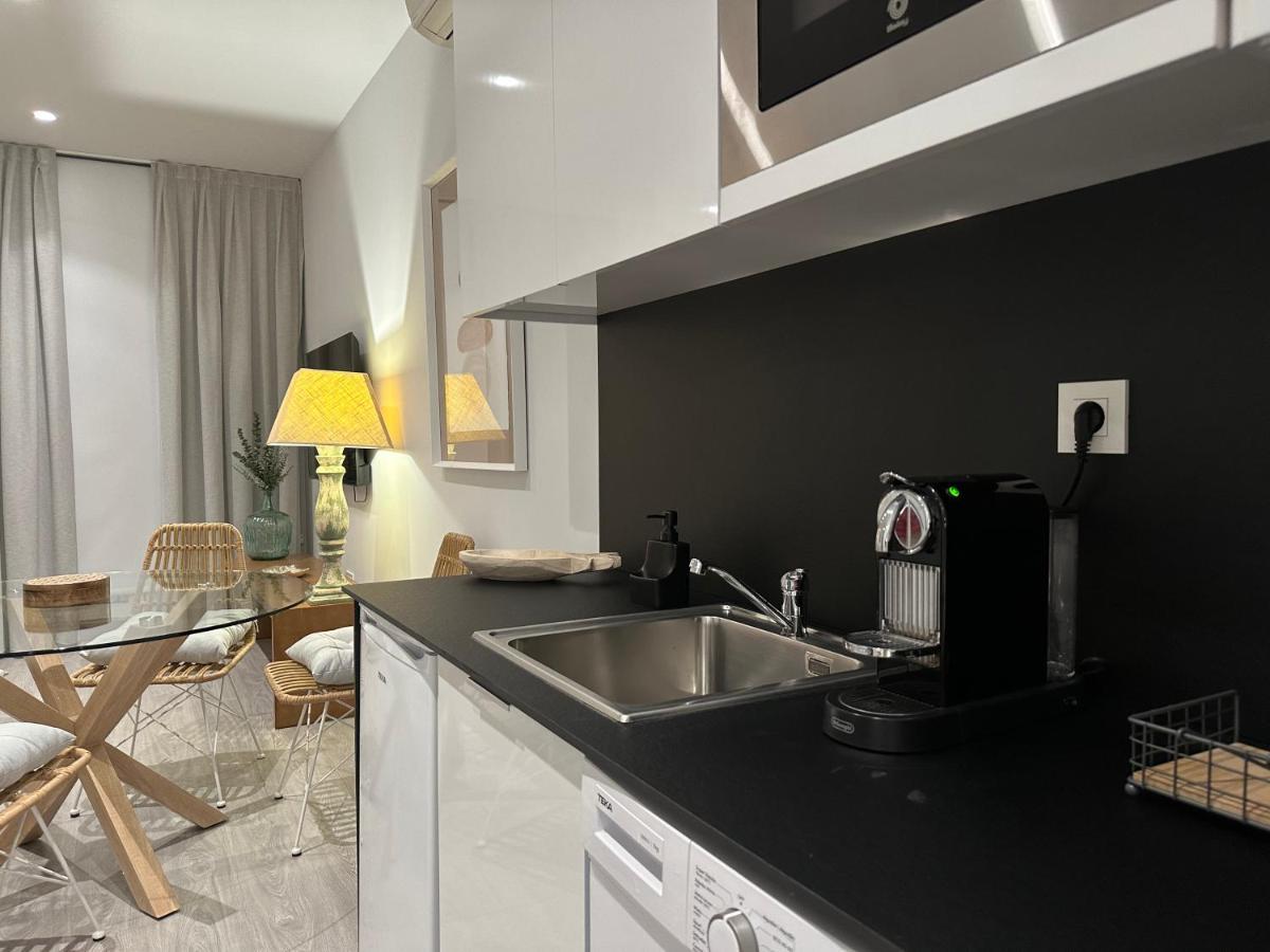 Suites 18 - Hostatel Гранада Экстерьер фото
